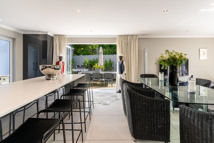 3 Bedroom Property for Sale in Constantia Western Cape